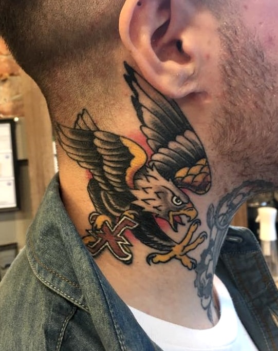 AndrewEdlin_AirwayHeights_NeckTattoo_Traditional_Cheney_Eagle-min